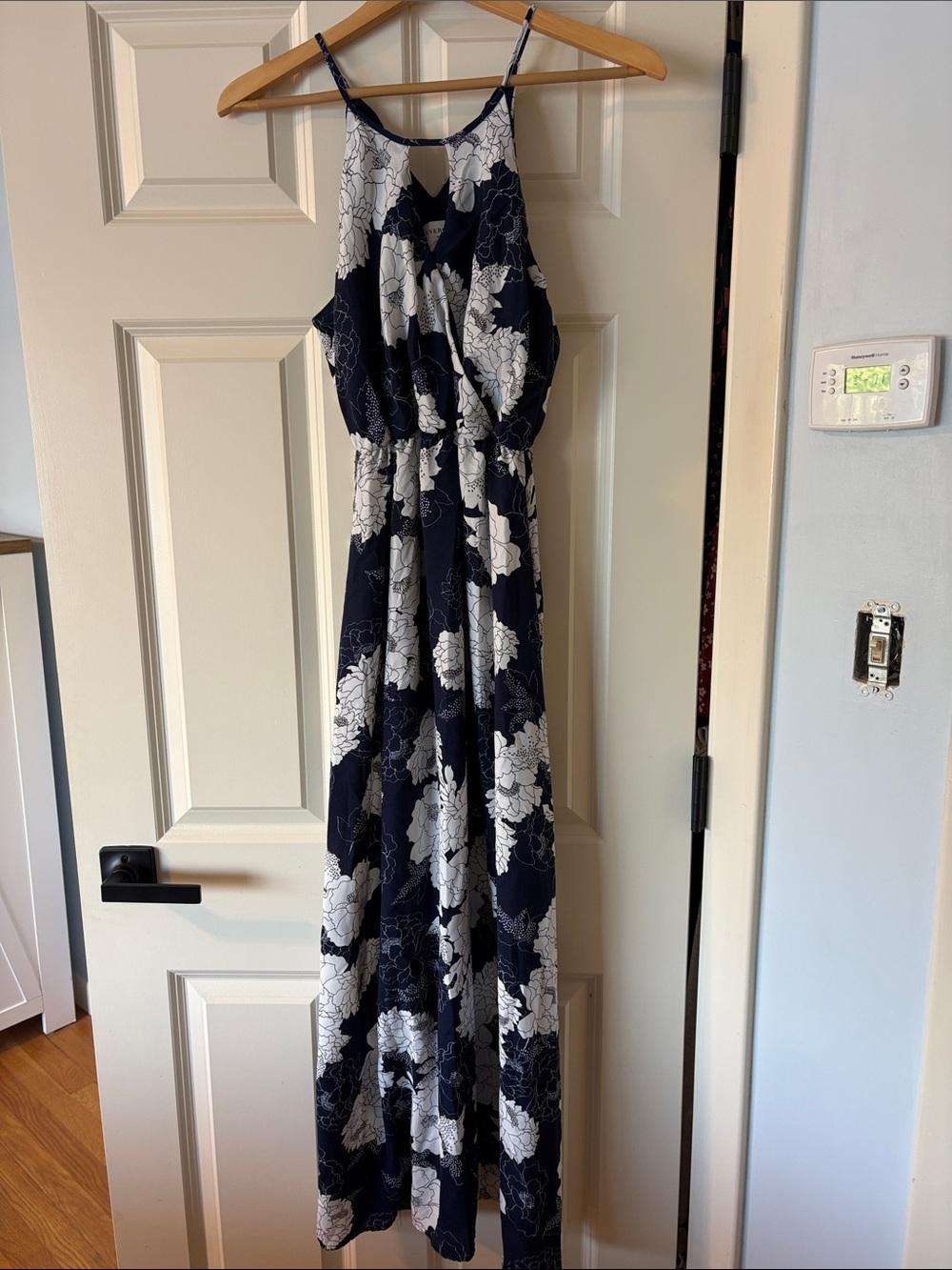 Everly Navy and White Floral Maxi Dress